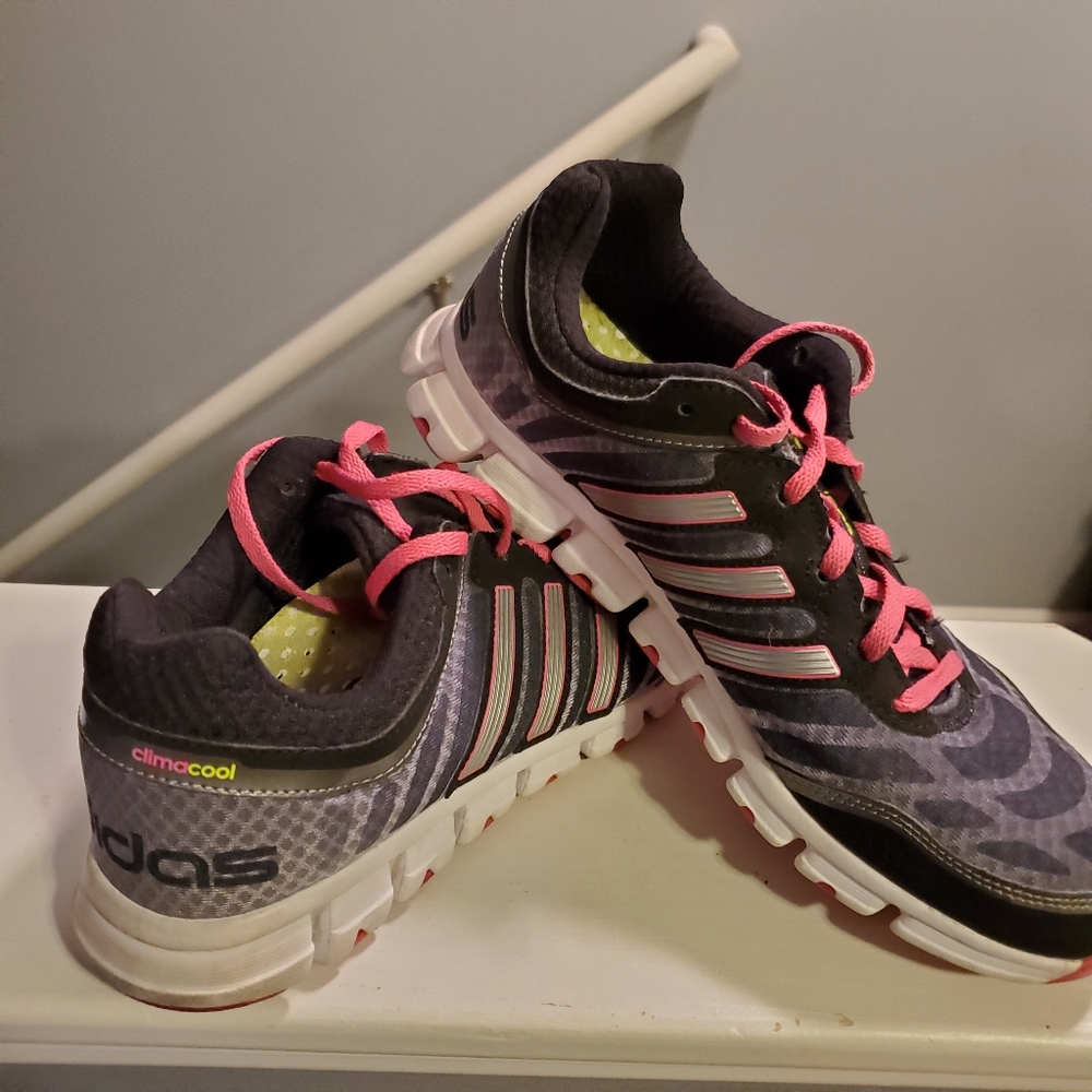 Adidas climate cool size 10
